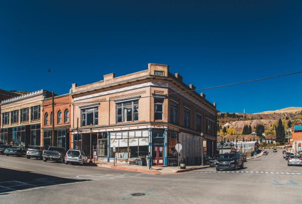 Réouverture d'un hôtel "hanté" dans le Colorado avec des chambres sur le thème des tueurs en série