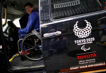 Le Japon Taxi de Toyota est devenu un symbole olympique coûteux